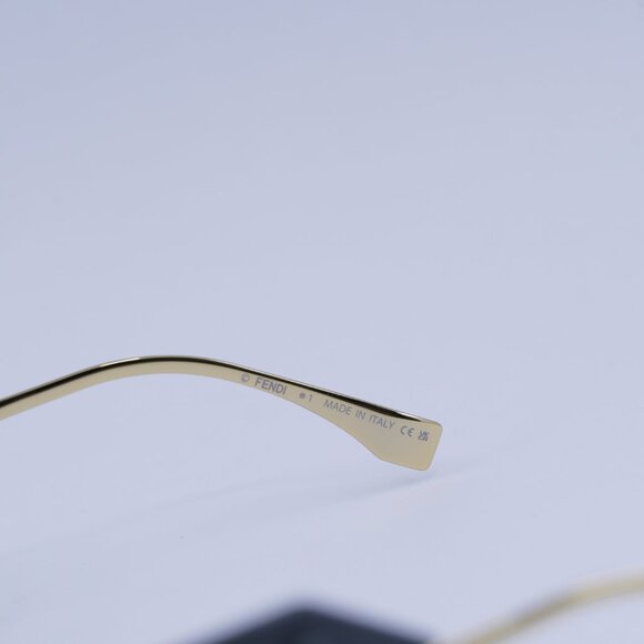 Fendi FE40133I 20A Sunglasses Grey/Gold Rectangle Frame, Smoke Lenses - Picture 5 of 10